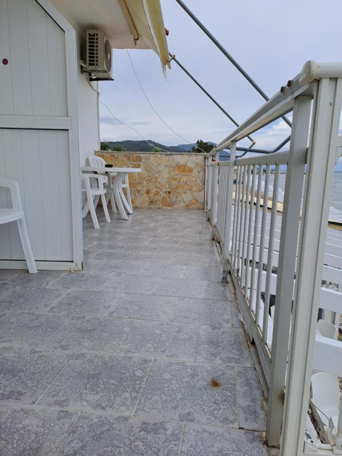 Seaside Studios Mesongi Luaran gambar