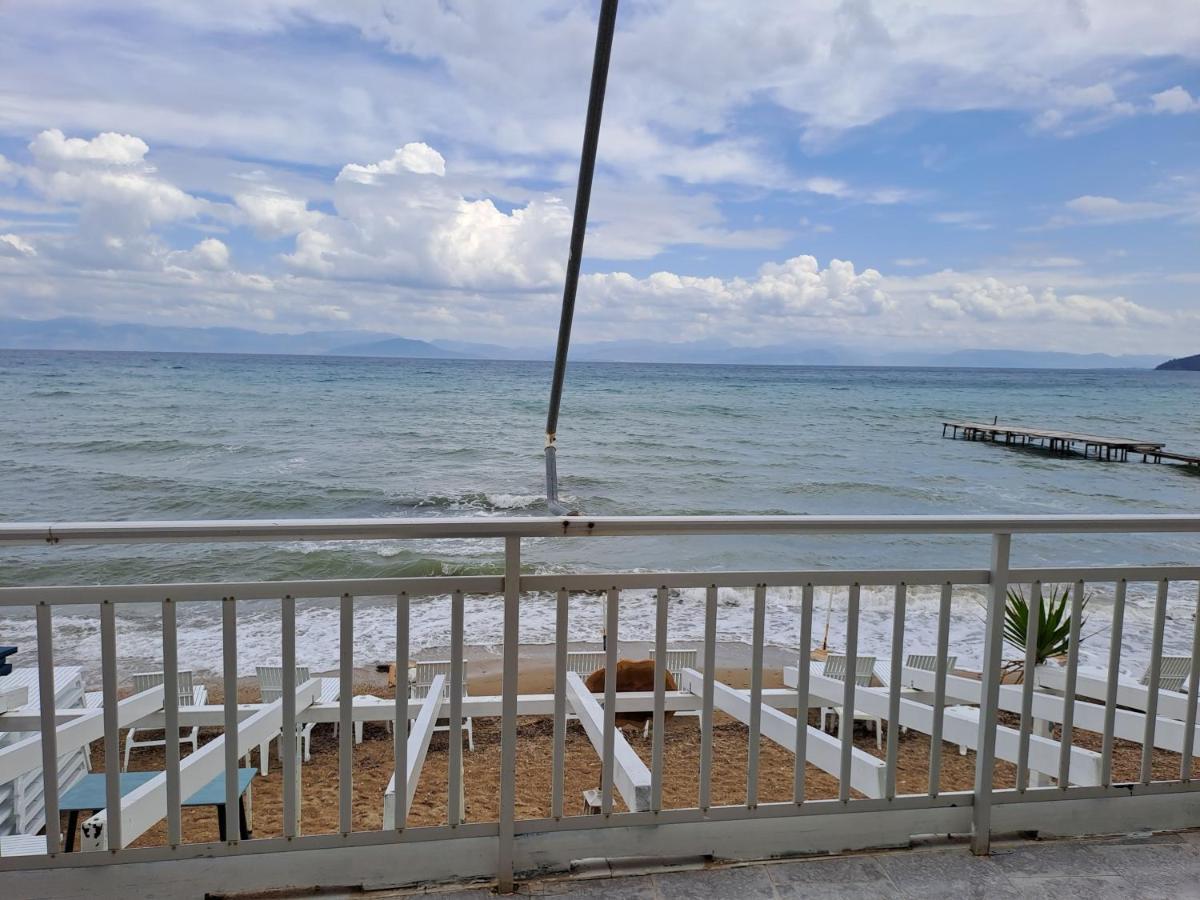 Seaside Studios Mesongi Luaran gambar