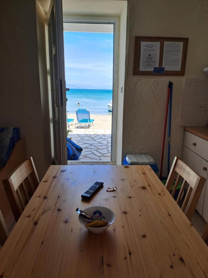 Seaside Studios Mesongi Luaran gambar